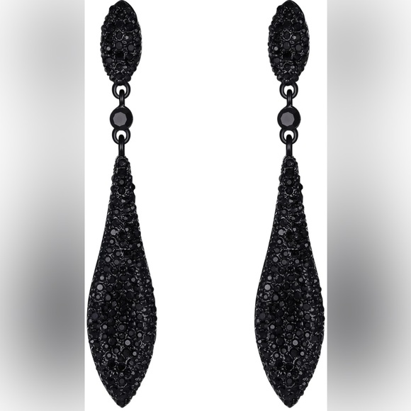 Elegant Black Drop Earrings - Picture 3 of 4